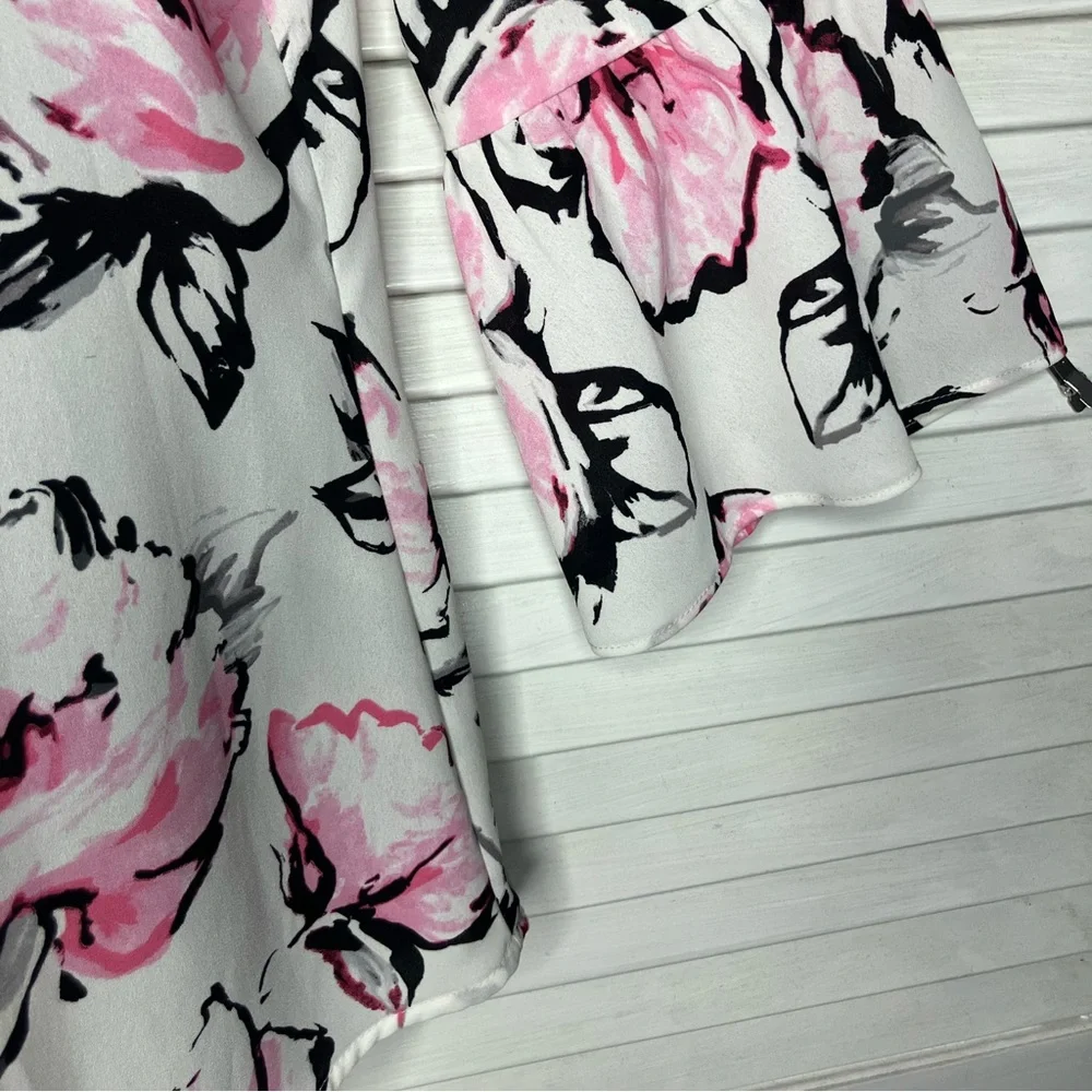 Karl Lagerfeld Pink and Black Floral Cold Shoulder Pearl Tie Accent Top
